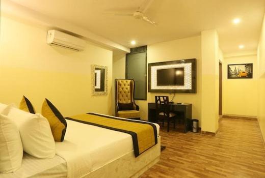 Hotel Plazzo New Delhi Luaran gambar